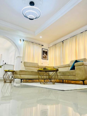 Alyan Apartment